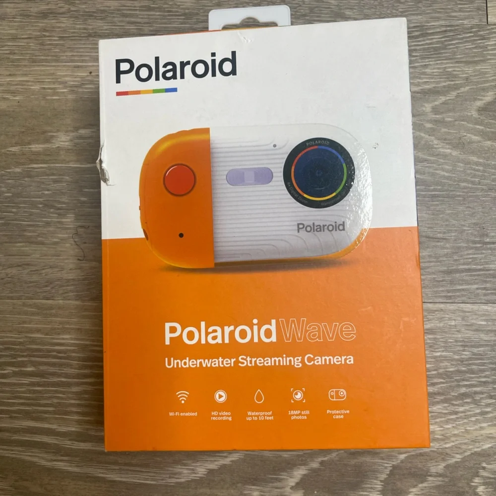 Polaroid Wave Underwater Digital Camera with Video Recording, Wi-Fi Connectivity